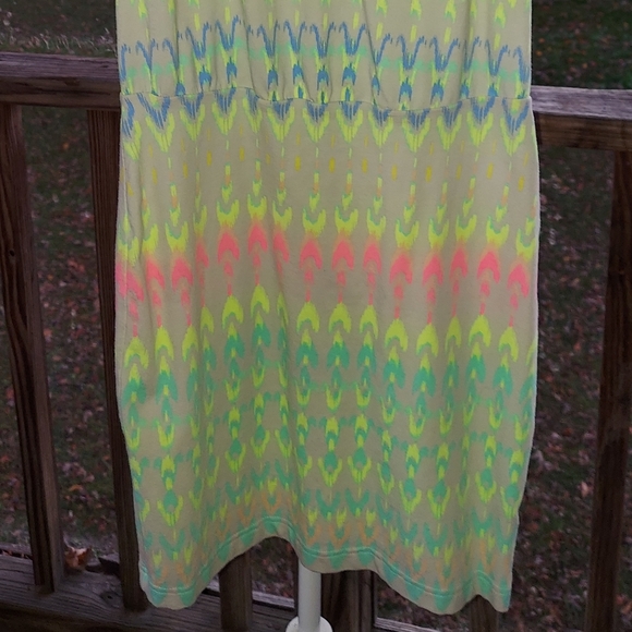 Womans Dress Size SMALL petite Super Fun Colors! - Picture 2 of 8